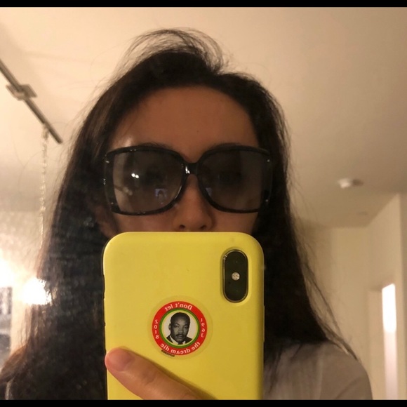 Gucci Sunglasses - Picture 7 of 8